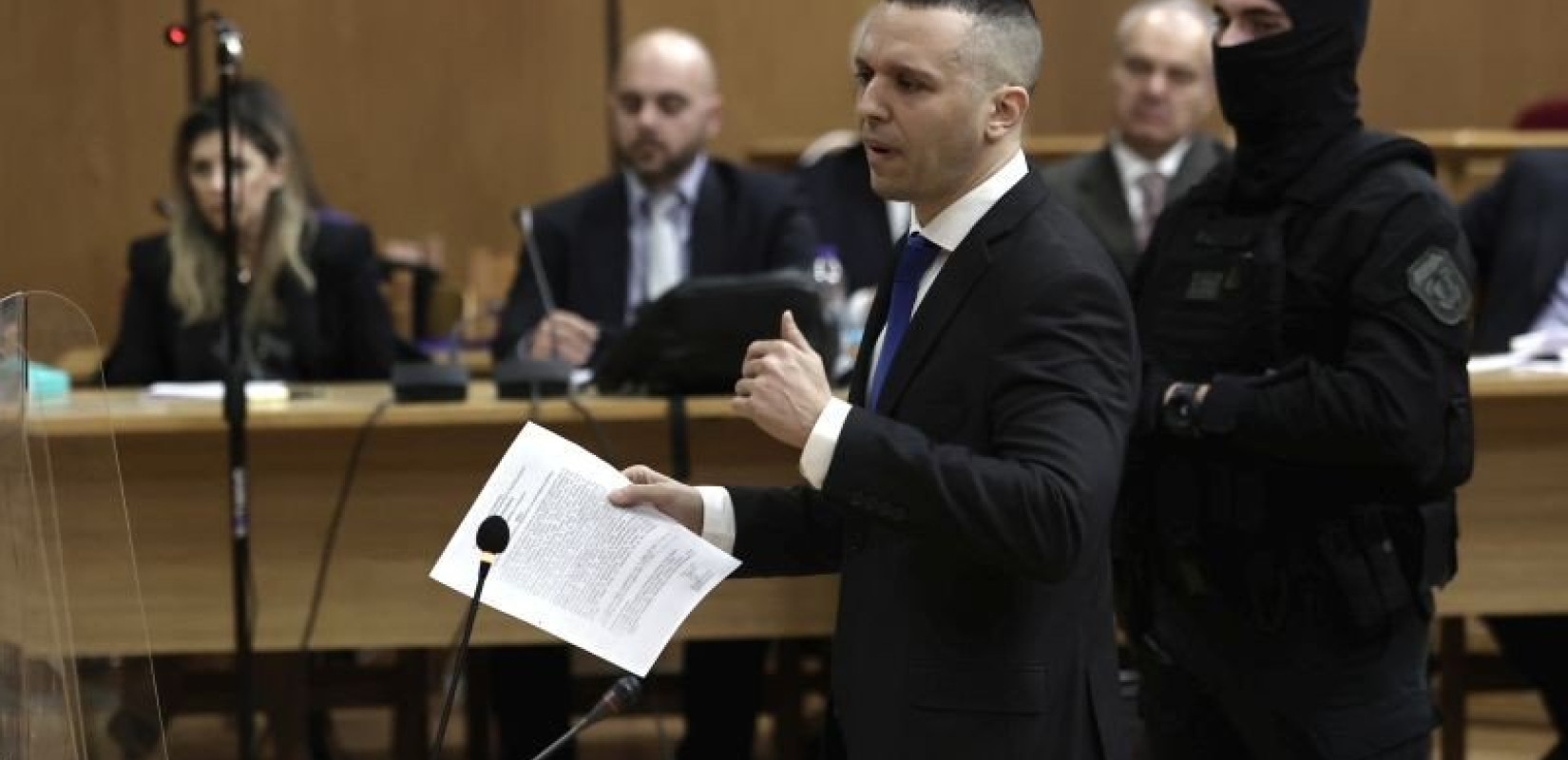 Χρυσή Αυγή: Αίτημα αποφυλάκισης κατέθεσαν Κασιδιάρης και Λαγός