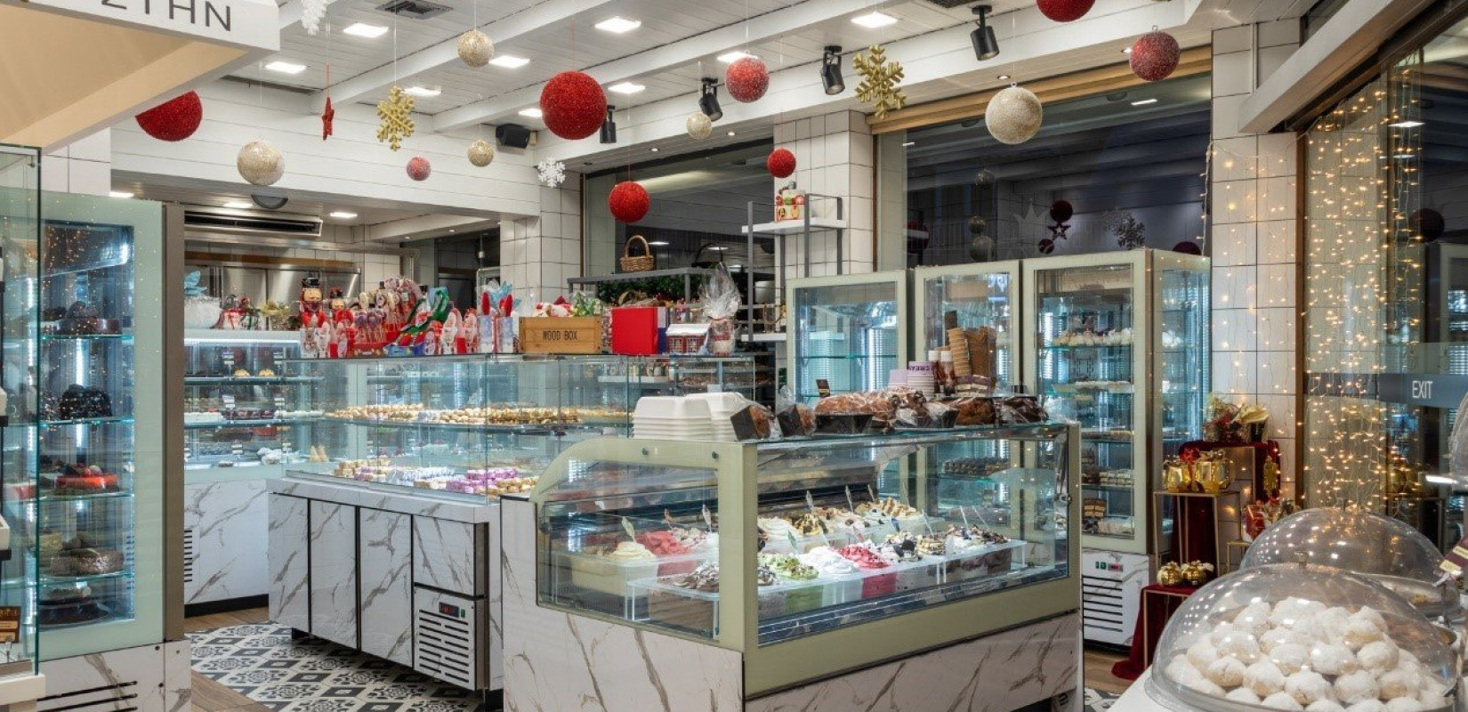 Το Royal Patisserie κρατάει τα σκήπτρα του γλυκού στη Νεάπολη
