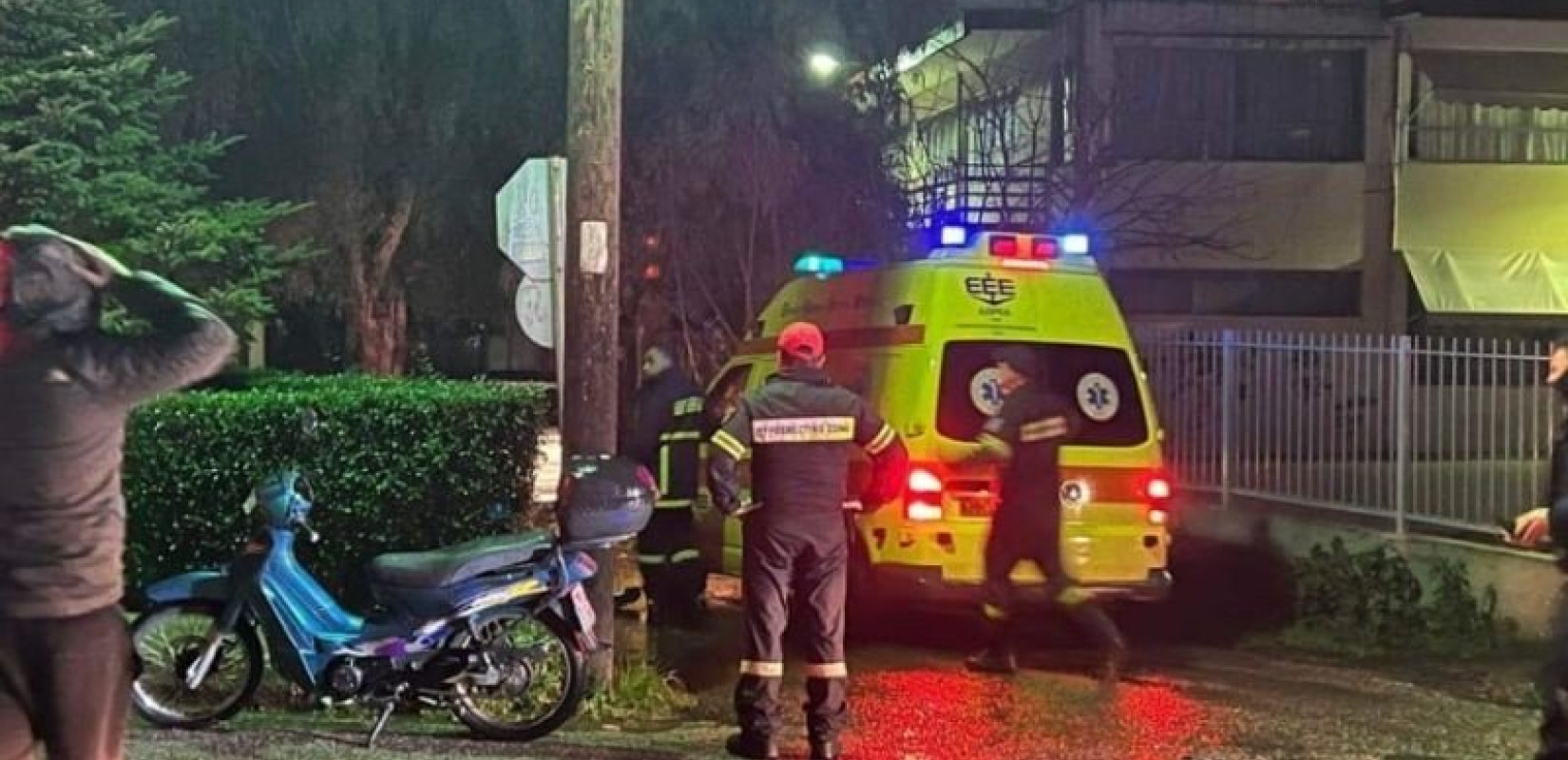 Φωτιά σε διαμέρισμα στις Συκιές - Ηλικιωμένη μεταφέρθηκε στο νοσοκομείο με εγκαύματα