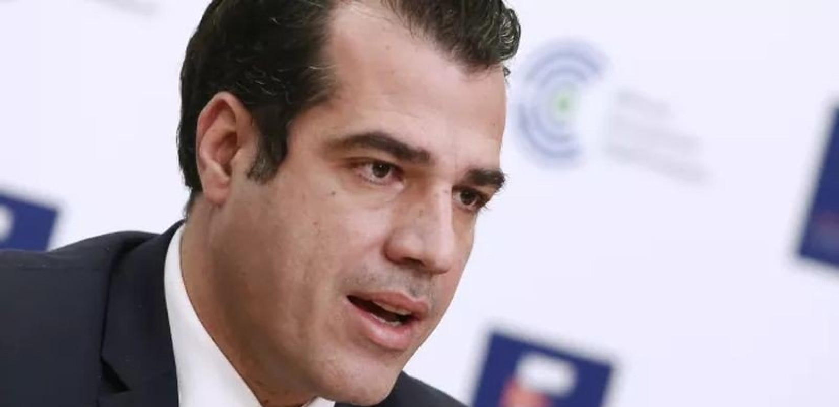 Πλεύρης: Θα εισηγηθώ ο όρος «μπάτσος» να κινεί απευθείας αυτόφωρο ποινικό αδίκημα (βίντεο)