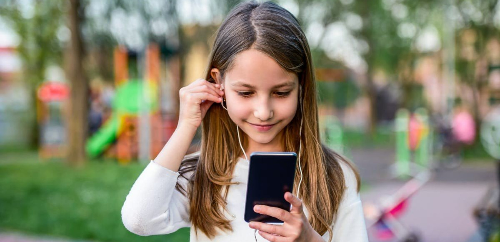 Σουηδία: «Όχι» στα smartphones για παιδιά κάτω των 13 ετών