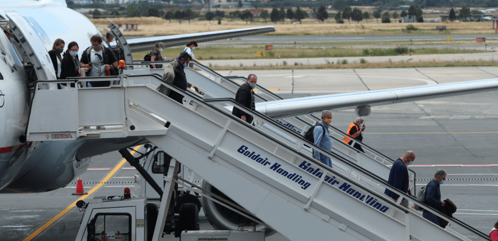 Από τα αυστηρά μέτρα σε ισχυρή... σύσταση για τεστ κατέληξαν οι Ευρωπαίοι αξιωματούχοι για τους ταξιδιώτες από την Κίνα
