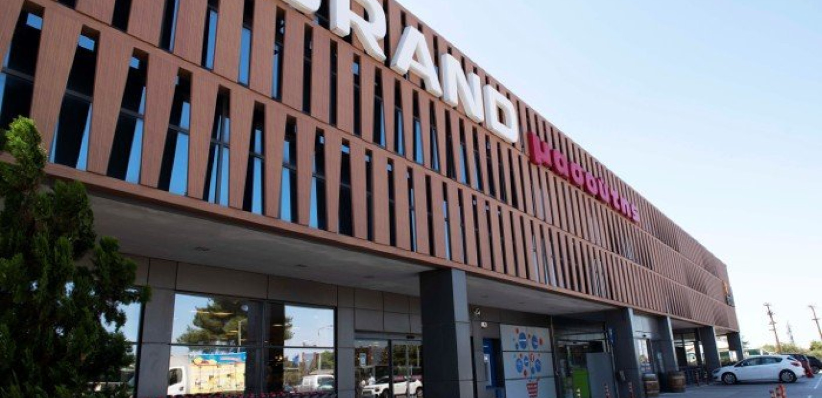 Μασούτης ΑΕ: Απορρόφησε 50 σούπερ μάρκετ σε ένα χρόνο μέσω εξαγορών 