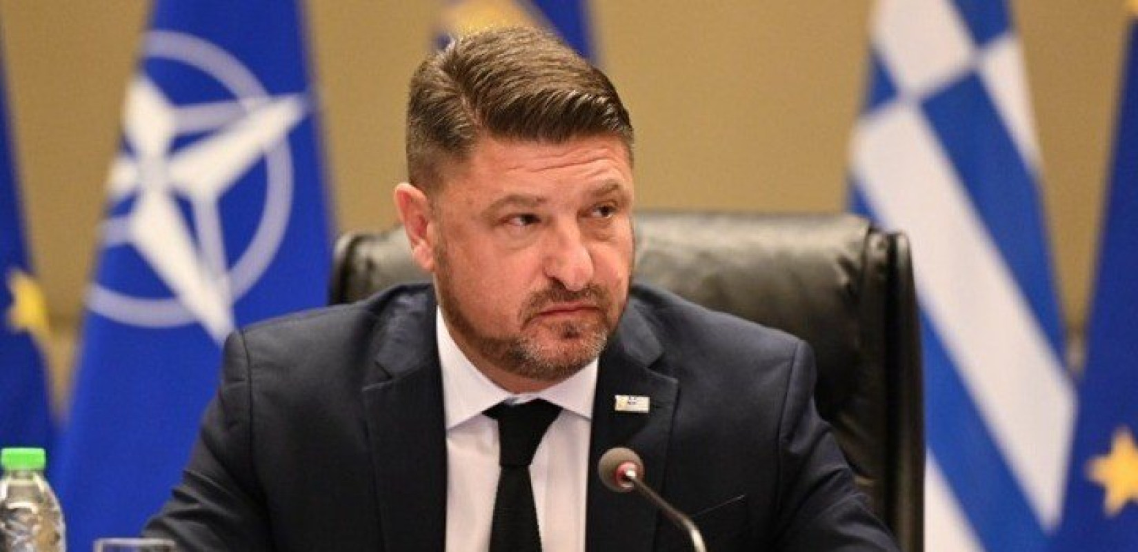 Στόχος αγνώστων έγινε το σπίτι του Περιφερειάρχη Αττικής - Η Ν.Δ. καταδικάζει την επίθεση