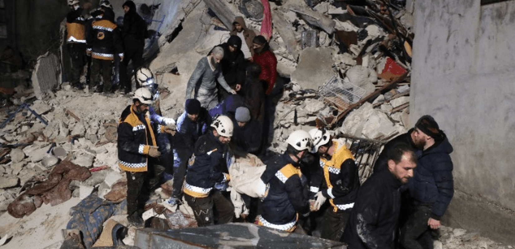 Λέκκας από την Τουρκία: «Εξαιρετικά δύσκολες οι συνθήκες, δεν υπάρχει συντονισμός» - Έφτασε η ελληνική αποστολή (βίντεο)