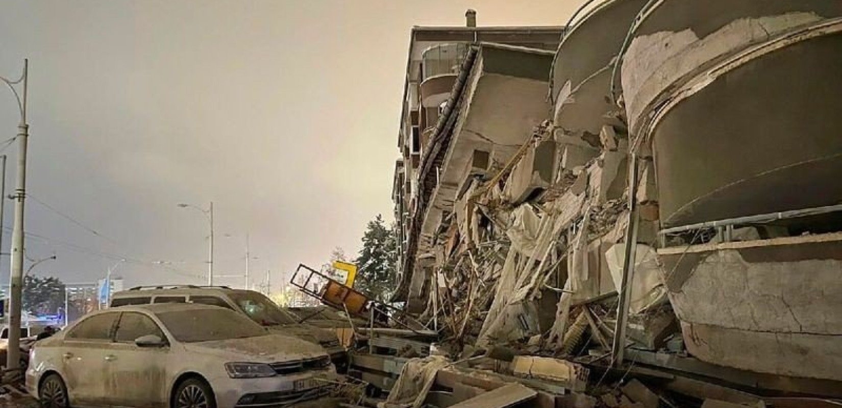 Έκκληση της ΕΝΙΘ για συλλογή ειδών πρώτης ανάγκης για τους σεισμοπαθείς