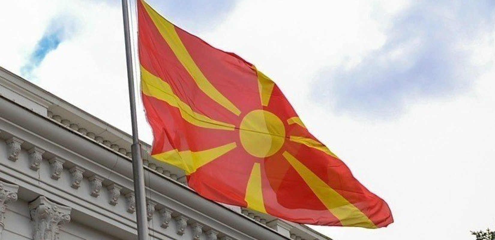 Πρέσβης της ΕΕ στα Σκόπια: Η κυβέρνηση της Βόρειας Μακεδονίας να χρησιμοποιεί τη συνταγματική ονομασία της χώρας έναντι όλων