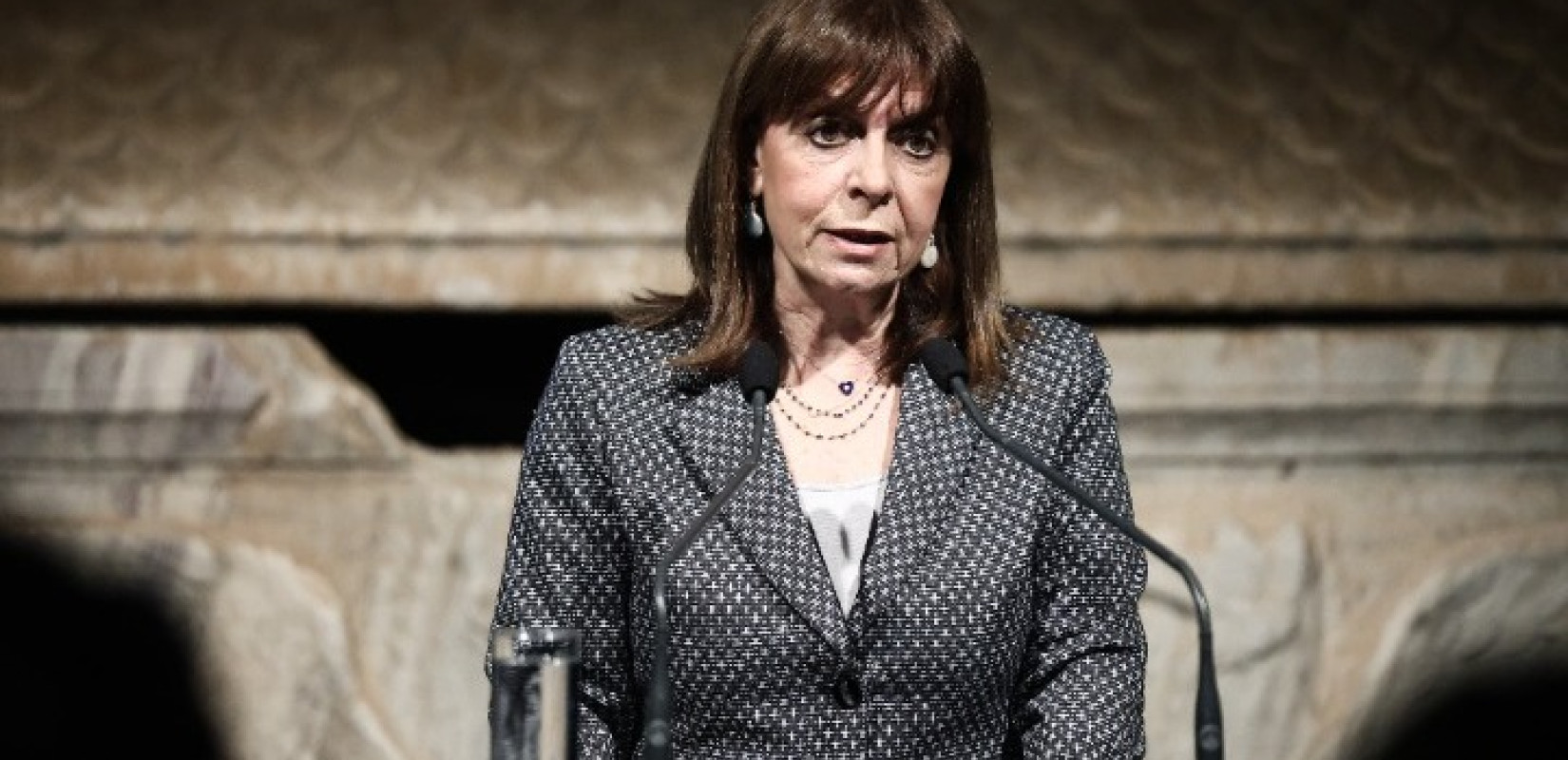 ΠτΔ για ομόφυλα ζευγάρια: «Σε μια συμπεριληπτική κοινωνία δεν μπορούν να υπάρχουν εξαιρέσεις στα δικαιώματα»