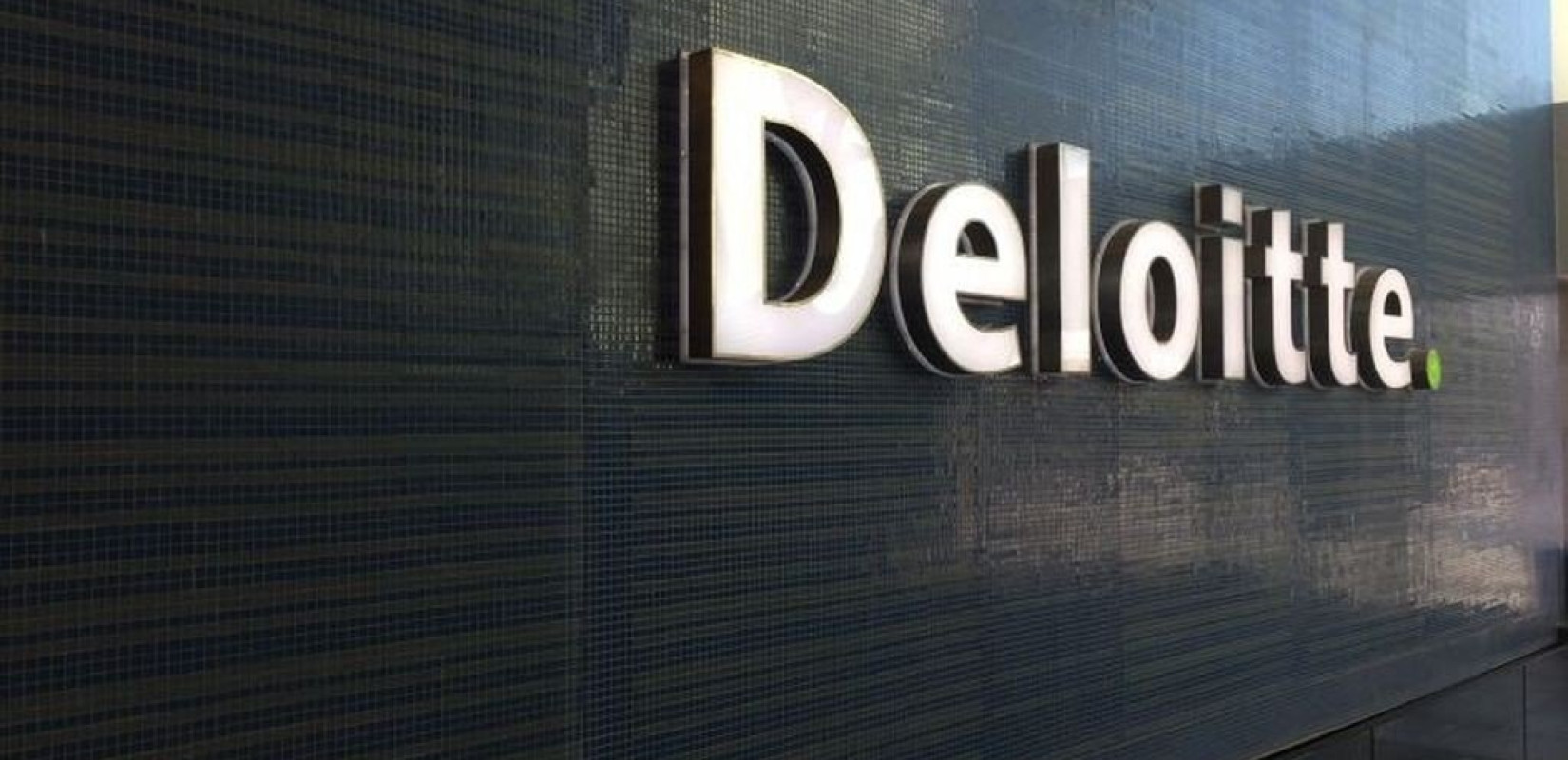 Deloitte: Δυναμική ανάκαμψη του επισιτιστικού κλάδου