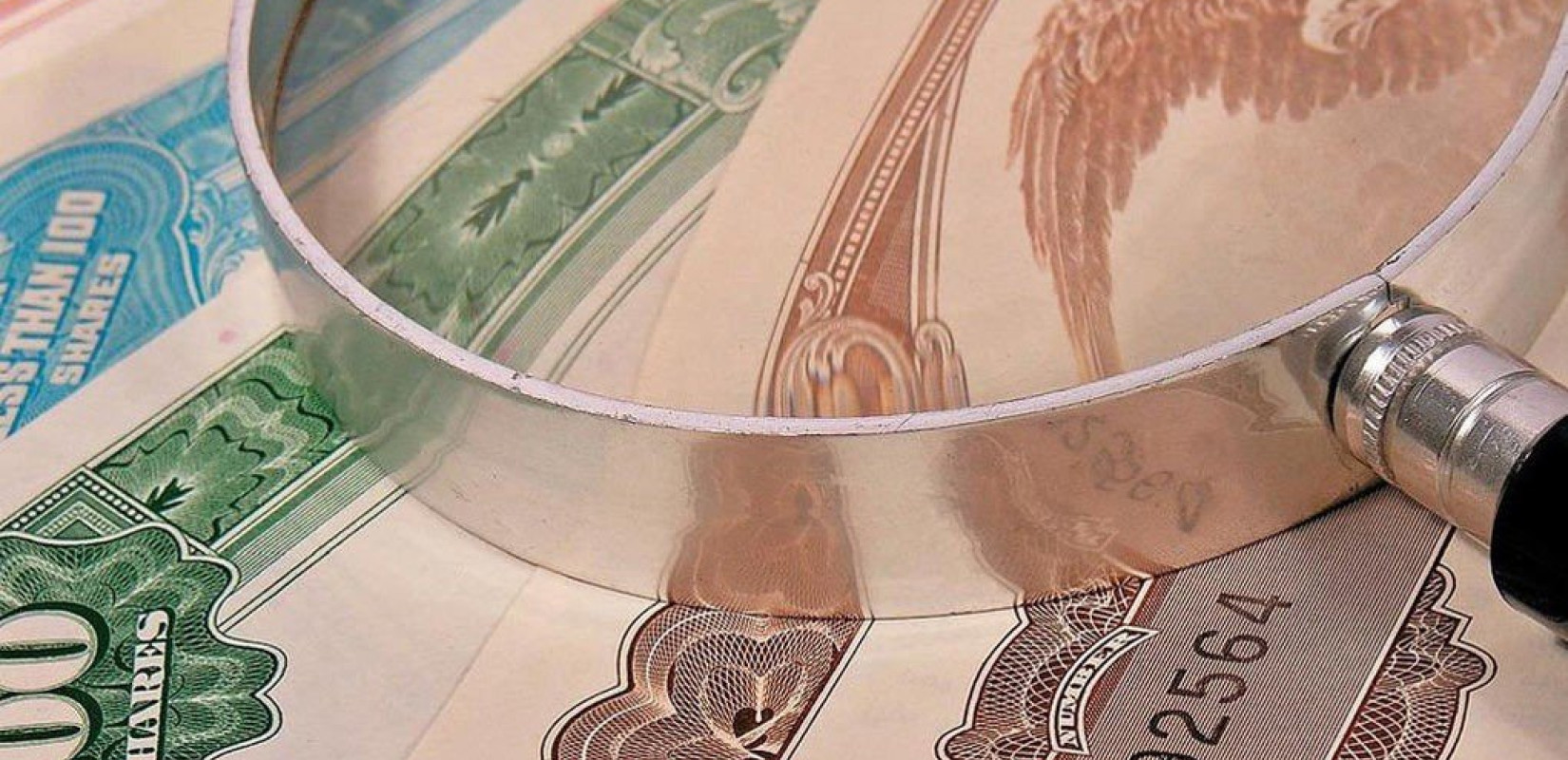 Στην επανέκδοση 10ετών ομολόγων προχωρά το Ελληνικό Δημόσιο