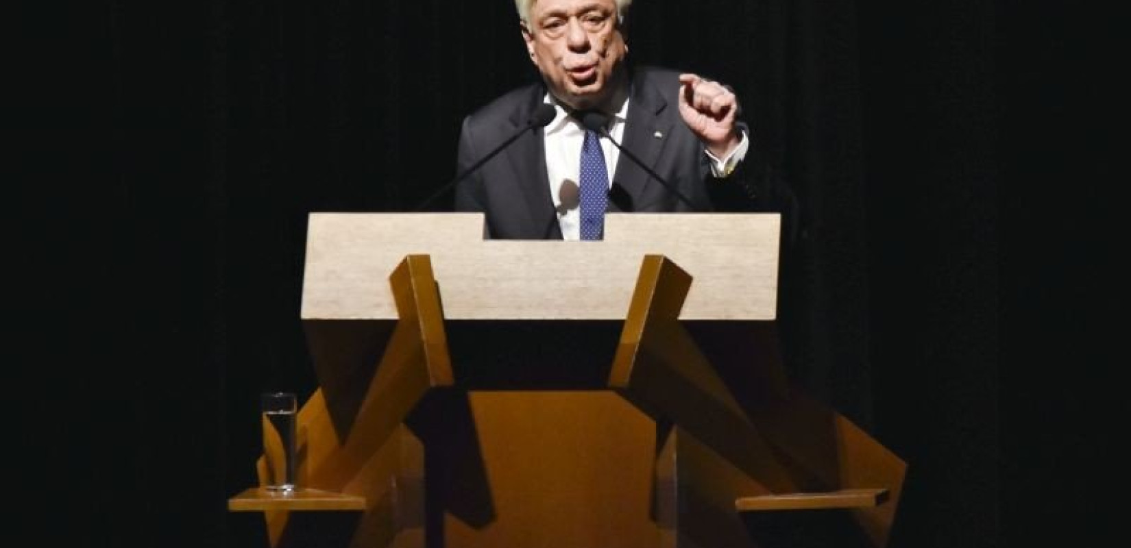 Πρ. Παυλόπουλος: Η 25η Μαρτίου σηματοδοτεί την «Ανάσταση» του Γένους μας
