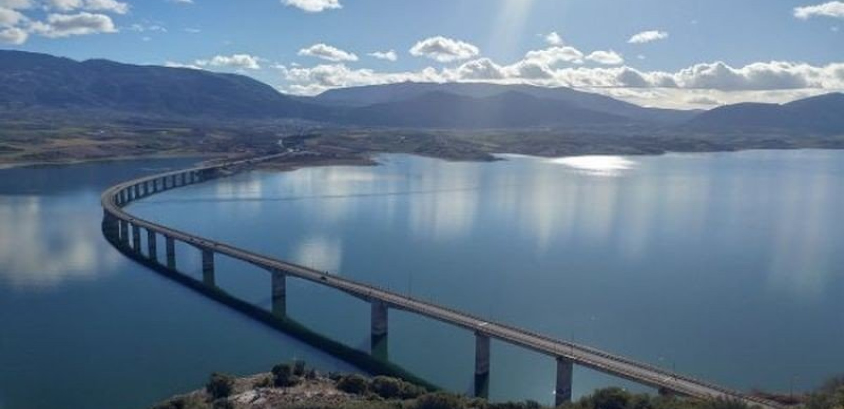 Κοζάνη: Κλειστή επ' αόριστον για όλα τα οχήματα η Γέφυρα των Σερβίων (βίντεο)