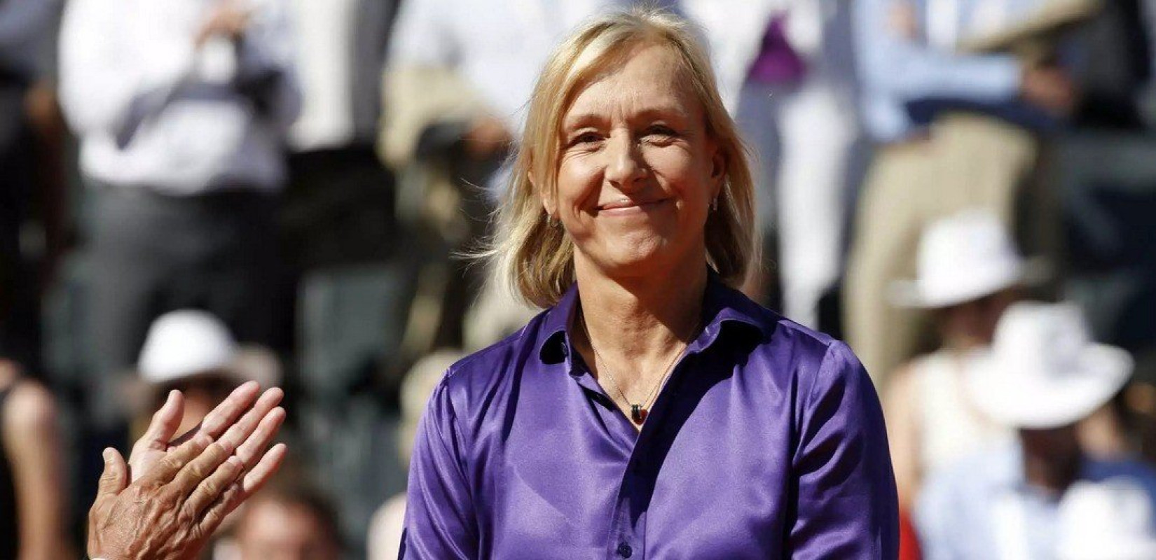 Συγκινεί η Ναβρατίλοβα για τη μάχη της με τον καρκίνο: «Σκεφτόμουν ότι δεν θα ξανακάνω Χριστούγεννα» (βίντεο)