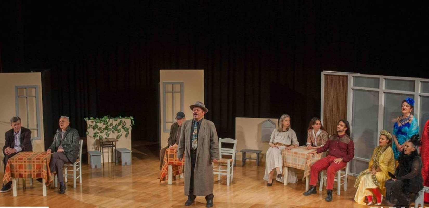 Καλαμαριά: Εκπαιδευτικοί παρουσιάζουν την κωμωδία «Όλυμπο να βλέπει»