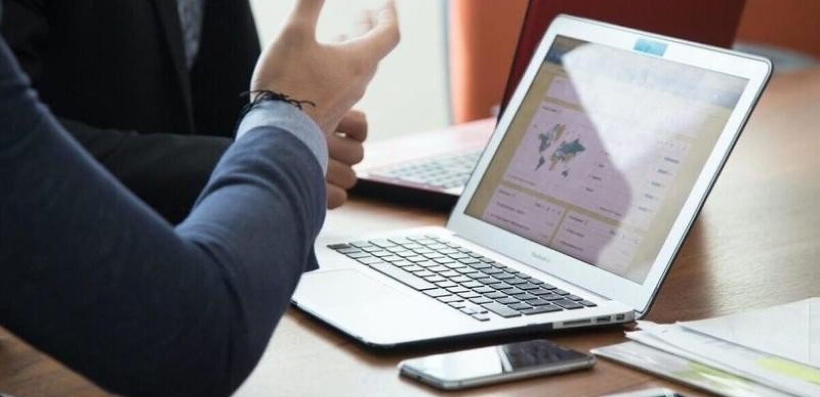 Ελεύθεροι επαγγελματίες:  Μέσω IRIS οι πληρωμές από την 1η Ιανουαρίου 2024