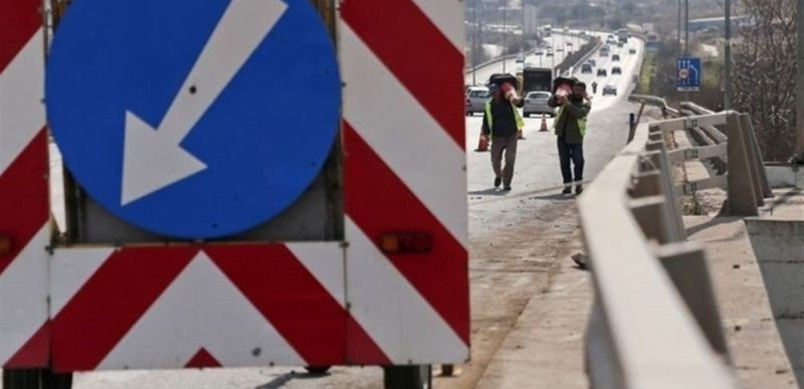 Θεσσαλονίκη: Νυχτερινές εργασίες συντήρησης του ασφαλτοτάπητα στη λεωφόρο Μίκη Θεοδωράκη