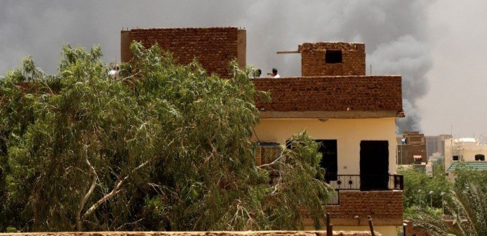 Σουδάν: Αμερικανικό διπλωματικό κομβόι δέχθηκε επίθεση - Για «ανεύθυνο» και «επικίνδυνο» συμβάν μιλά ο Μπλίνκεν