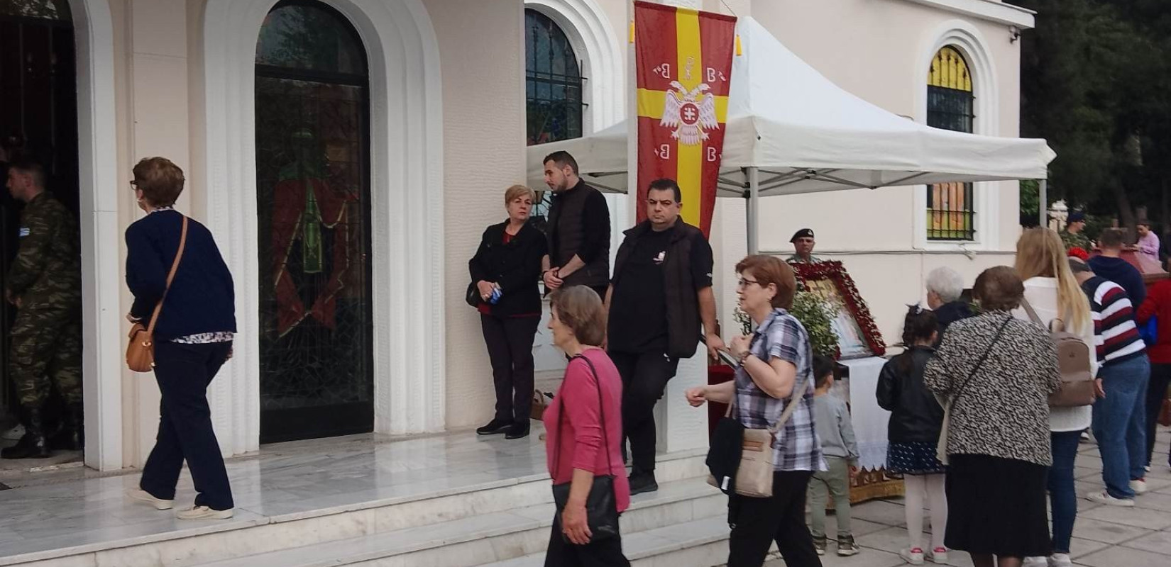 Θεσσαλονίκη: Περιφορά εικόνας των Αγίων Κωνσταντίνου και Ελένης (βίντεο)