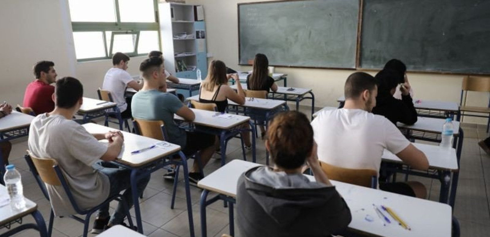 Πρεμιέρα αύριο για τις εξετάσεις στα Λύκεια: Tο πρόγραμμα για Γυμνάσια, Δημοτικά και Πανελλαδικές