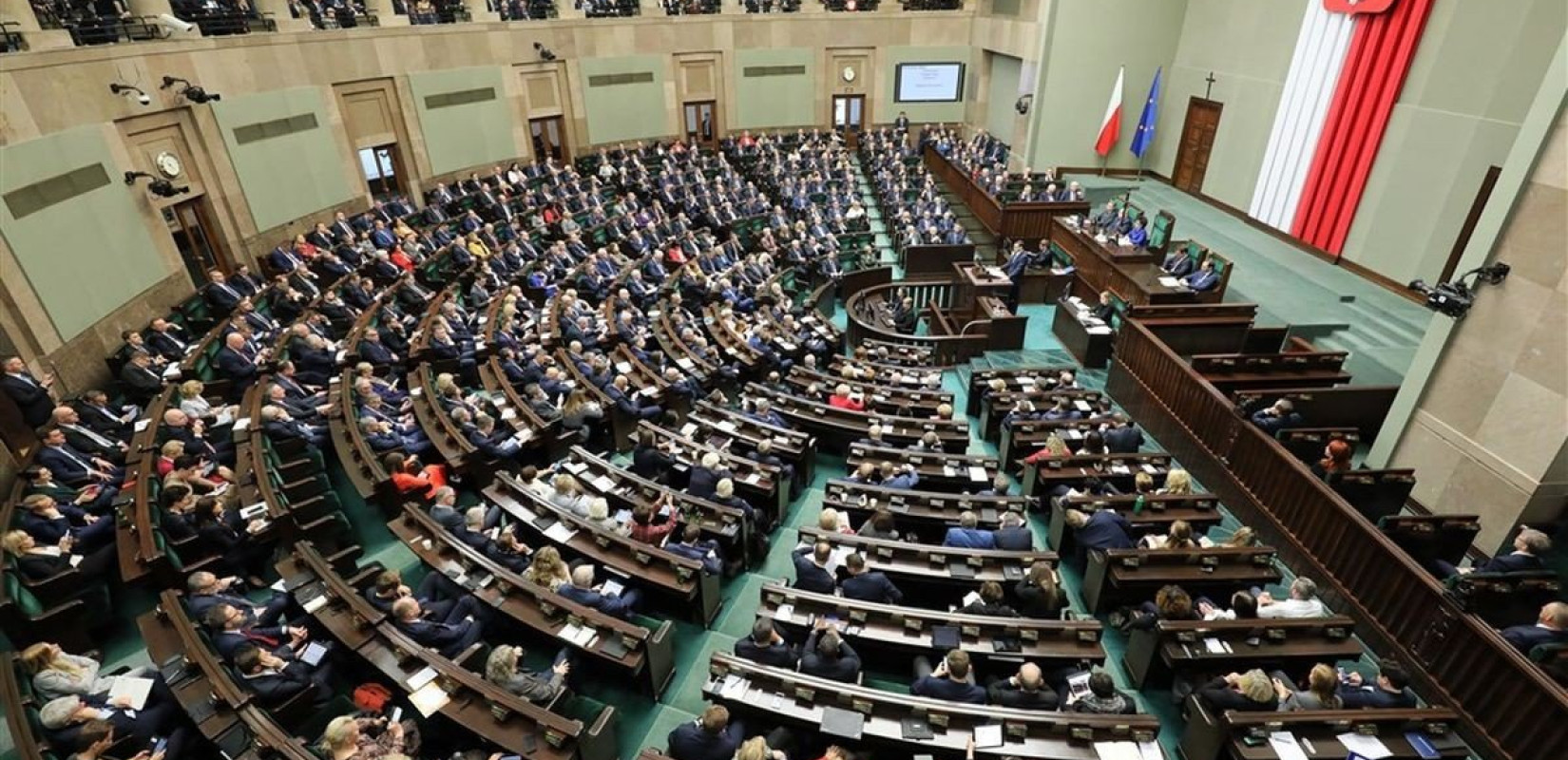 Πολωνία: Ξεκινούν οι διαβουλεύσεις με τους αρχηγούς κομμάτων για τον σχηματισμό κυβέρνησης