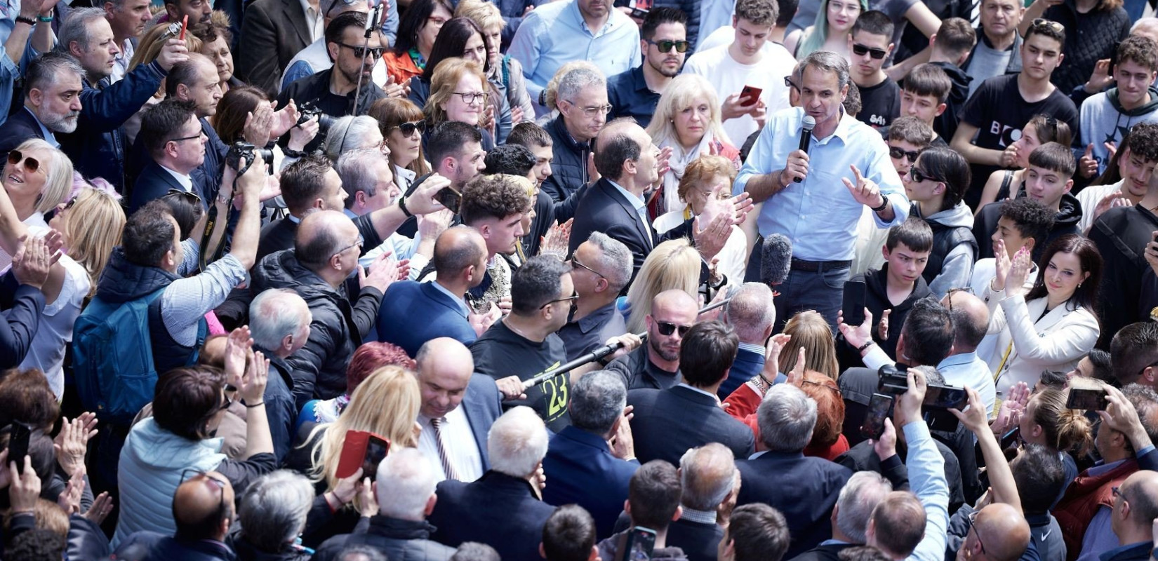 Το μήνυμα της σημερινής περιοδείας Μητσοτάκη στη Θεσσαλονίκη: Κλίνατε επί… δυτικά! Γράφει ο Μποξέρ*