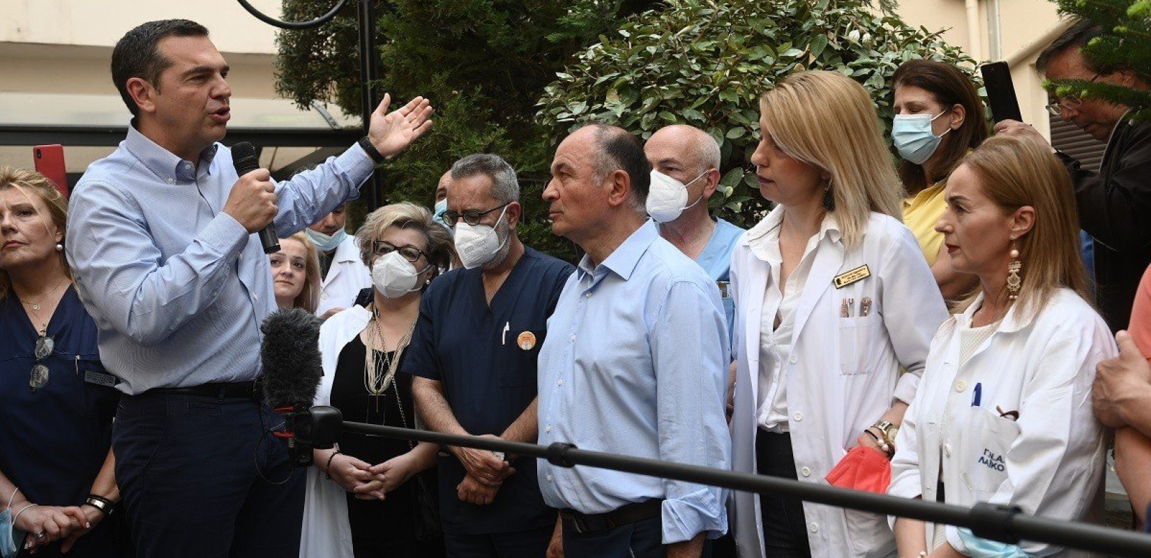 Αλέξης Τσίπρας από Λαϊκό Νοσοκομείο	«Βιώνουμε μέρες κατάρρευσης του ΕΣΥ»
