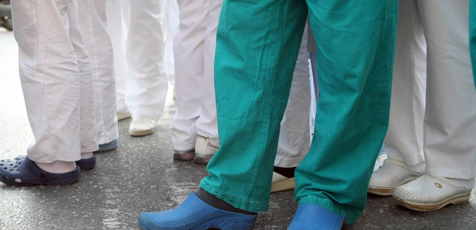 Ο ΠΙΣ στηρίζει τις κινητοποιήσεις των εργαστηριακών γιατρών και απαντά στον ΕΟΠΥΥ