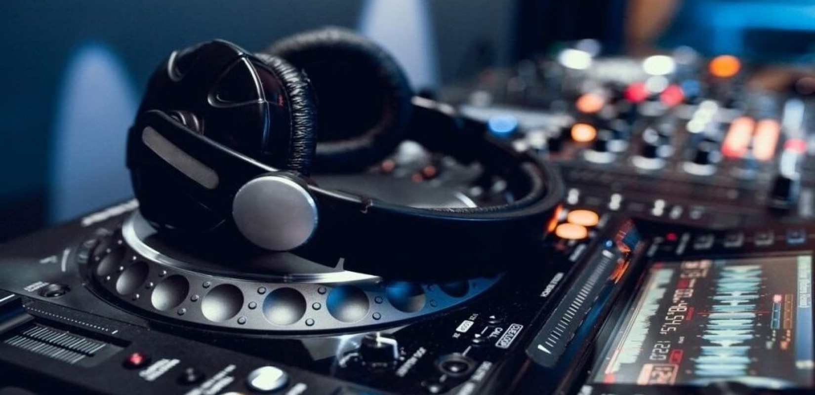 Θεσσαλονίκη: Στα χέρια των αρxών επτά ιδιοκτήτες-υπεύθυνοι καταστημάτων για ηχορύπανση