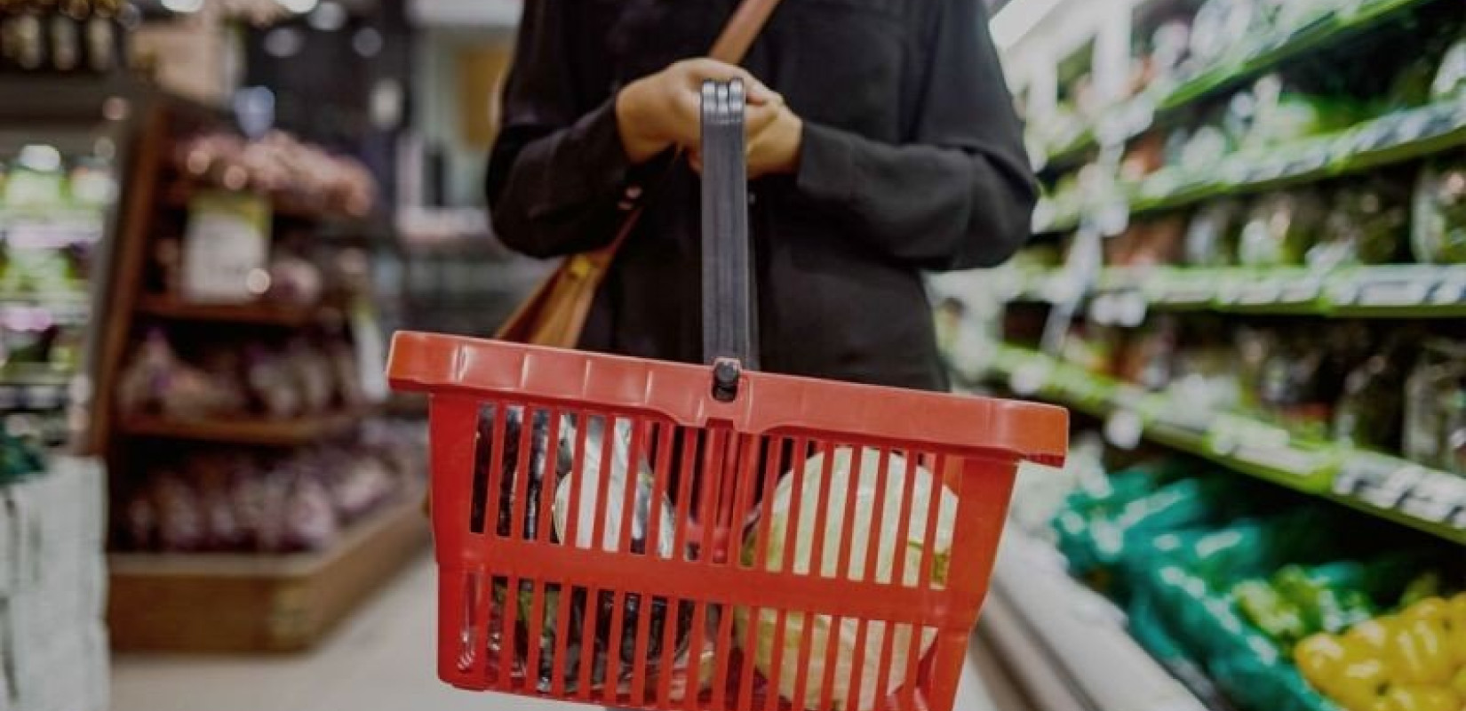 «Φωτιά» οι ανατιμήσεις στα τρόφιμα - Πόσο ανέβηκαν τους τελευταίους μήνες (βίντεο)