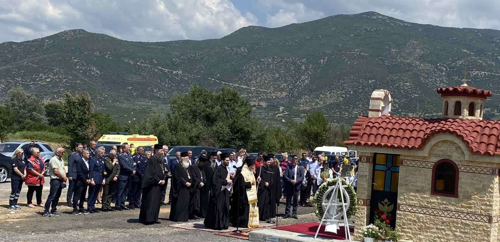 Τέμπη: Μνημόσυνο στη μνήμη των θυμάτων τέλεσε ο Βαρθολομαίος (βίντεο, φωτ.)