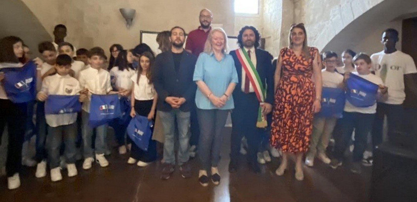 Ιταλία: Στα ελληνόφωνα χωριά της Απουλίας η Ελληνίδα πρέσβης Ελ. Σουρανή