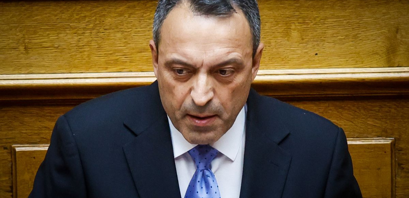 Την άρση ασυλίας του Β. Στίγκα εισηγείται η Επιτροπή Δεοντολογίας της Βουλής