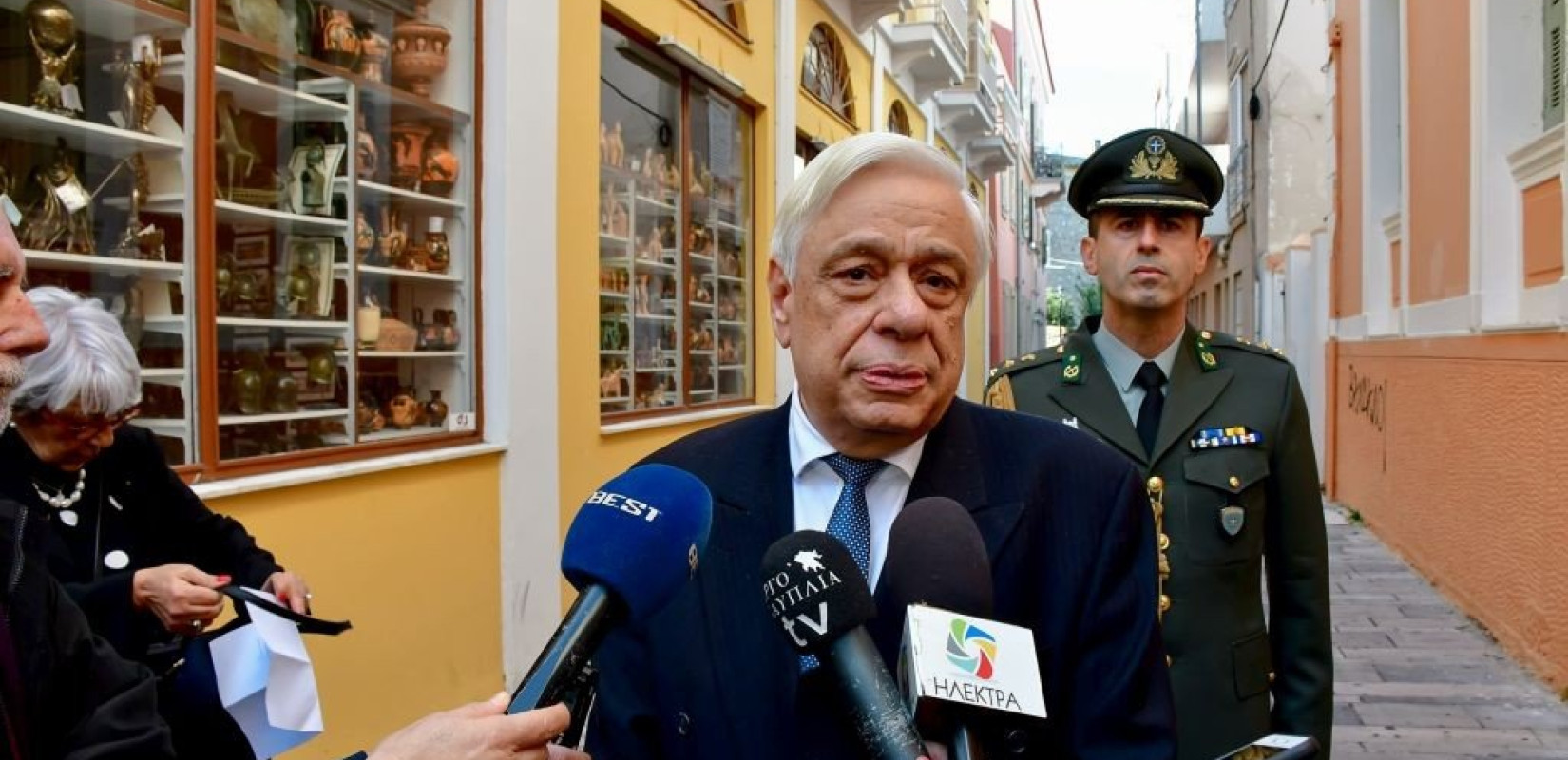 Μήνυμα ενότητας "μπροστά στα μεγάλα για το λαό και το Έθνος" έστειλε ο ΠτΔ
