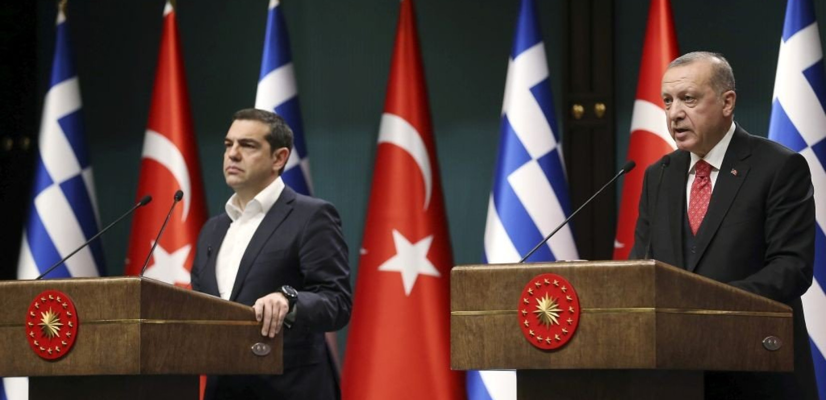 Τουρκικός Τύπος: "Μην γίνετε καταφύγιο για τρομοκράτες" 