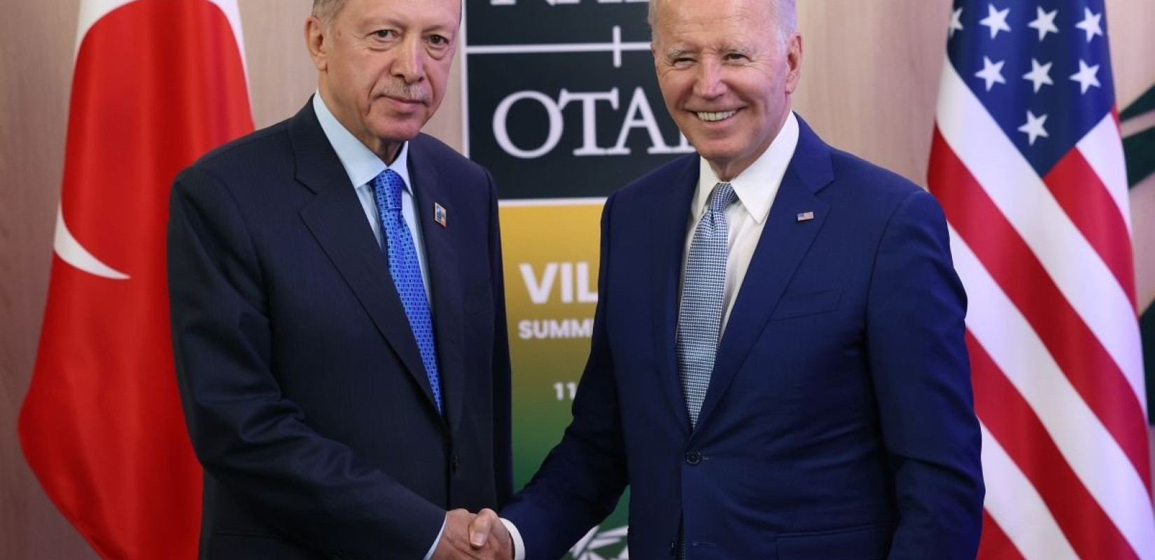 Αμερικανός δημοσιογράφος: Δισεκατομμύρια δολάρια για το «ναι» του Ερντογάν στη Σουηδία