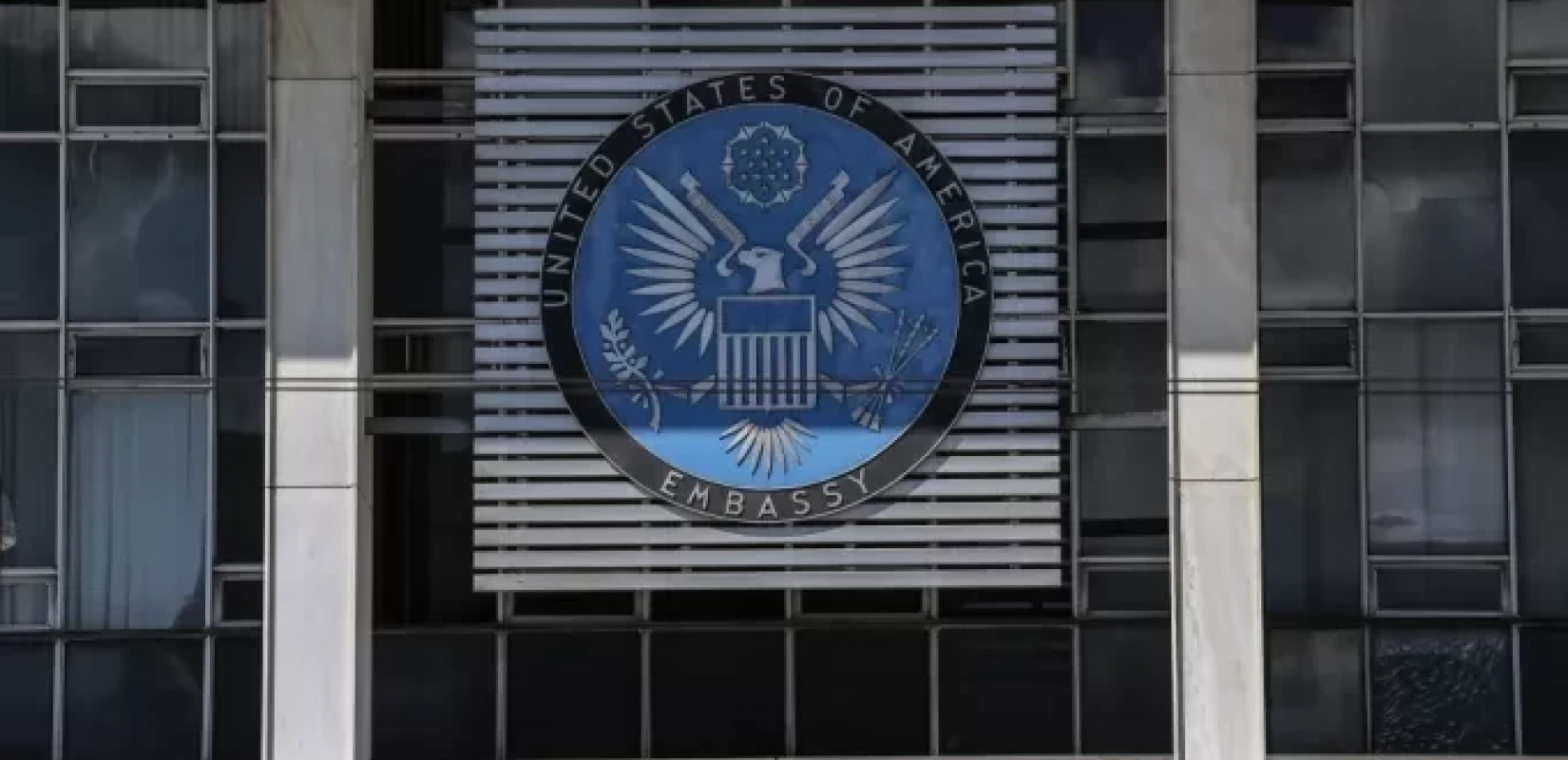 Κλειστά αύριο Παρασκευή η Πρεσβεία και το Προξενείο των ΗΠΑ