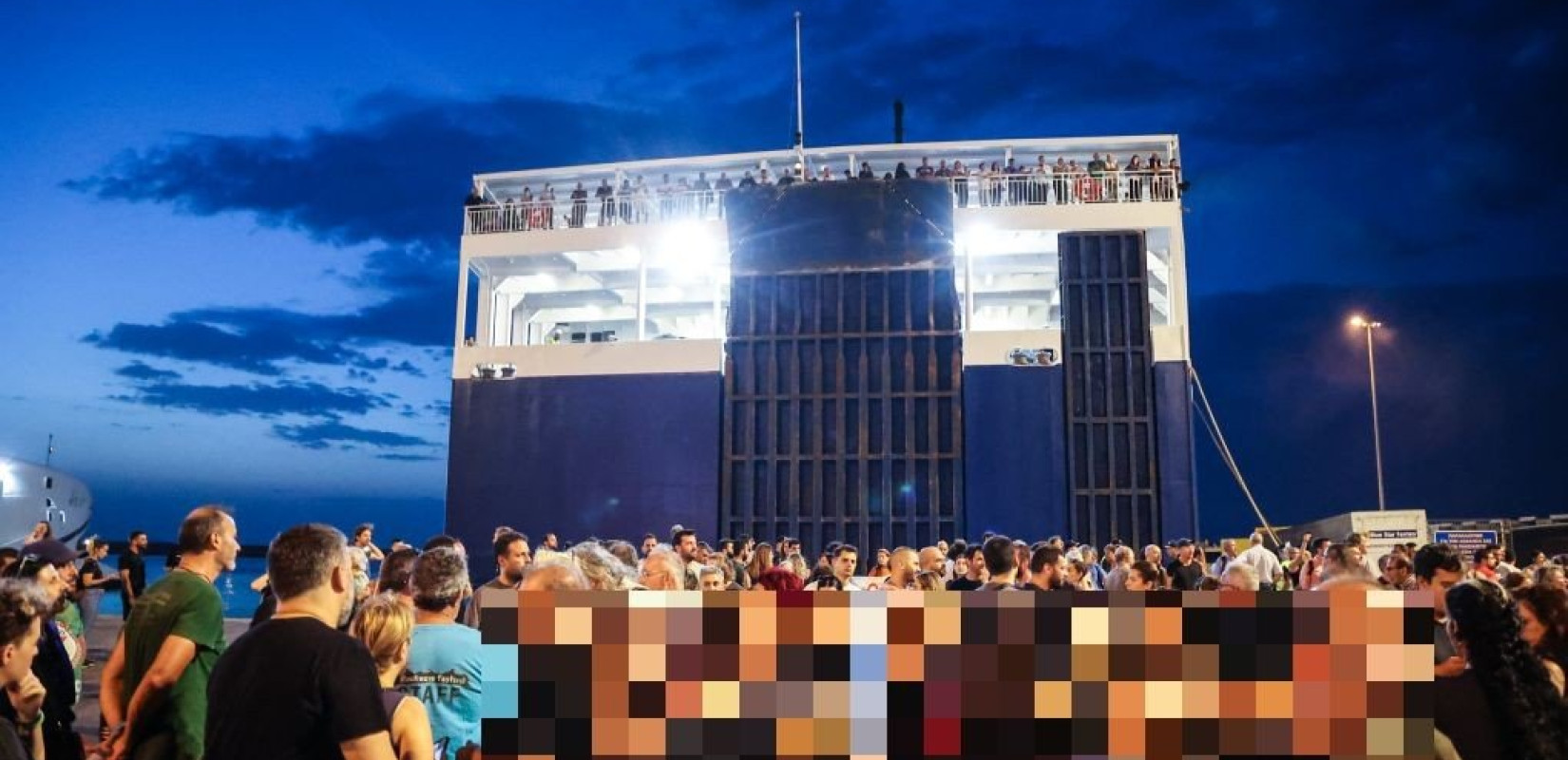 Blue Horizon: Απέπλευσε για Πειραιά με καθυστέρηση έξι ωρών, λόγω της διαμαρτυρίας για το θάνατο του 36χρονου