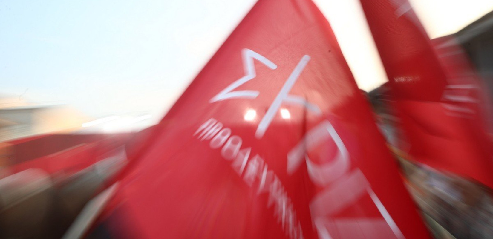 ΣΥΡΙΖΑ: Το σχέδιο νόμου για τα ομόφυλα ζευγάρια εξελίσσεται σε προσωπικό ναυάγιο του Κ. Μητσοτάκη