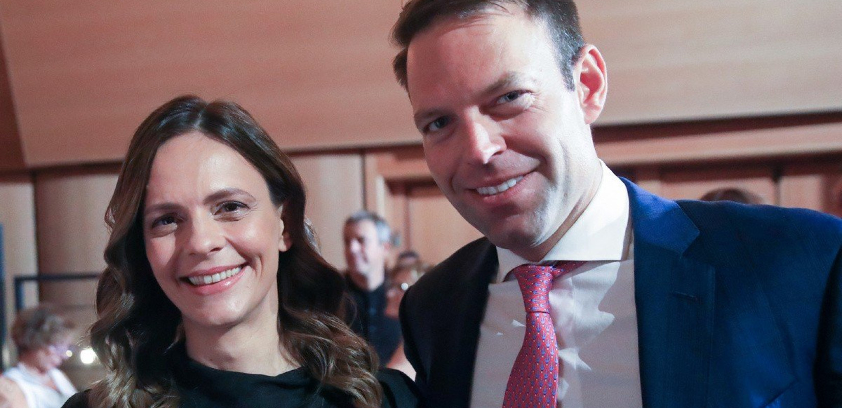 «Πόλεμος» Αχτσιόγλου - Κασσελάκη για το Κυπριακό: Άγνοια εθνικών θεμάτων ή ανεπαρκή ελληνικά;