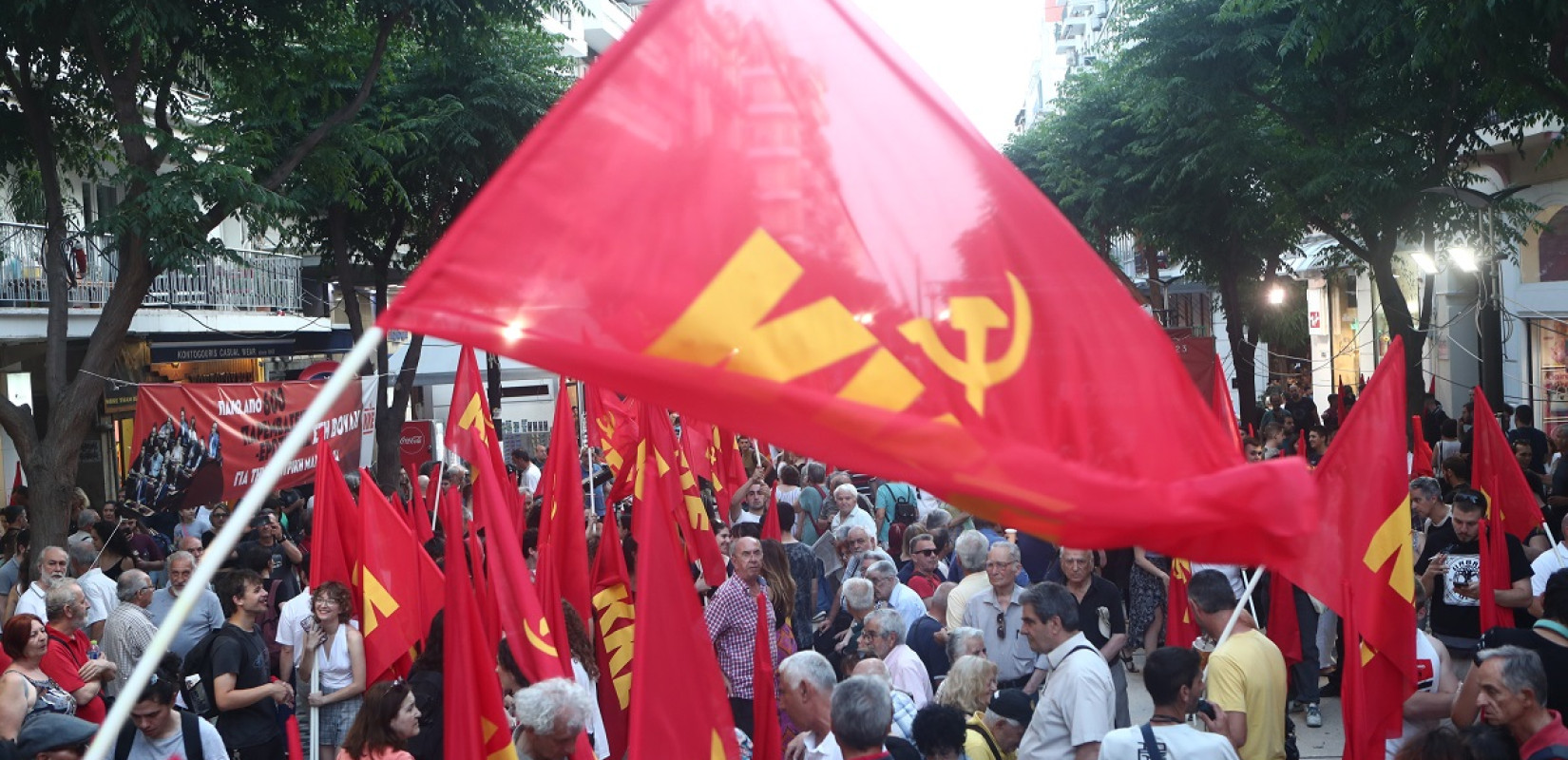 ΚΚΕ: Οι δηλώσεις της νέας προέδρου της Βόρειας Μακεδονίας επιβεβαιώνουν ότι η Συμφωνία των Πρεσπών υπηρετούσε μόνο την είσοδο της γειτονικής χώρας στο ΝΑΤΟ