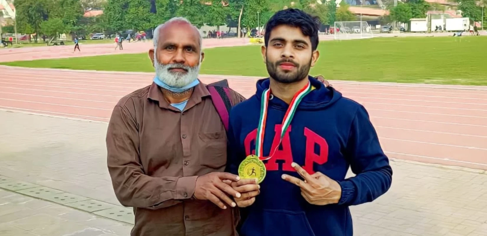 Στίβος: Ινδός σπρίντερ έτρεξε μόνος του σε τελικό για έναν απίστευτο λόγο (βίντεο)