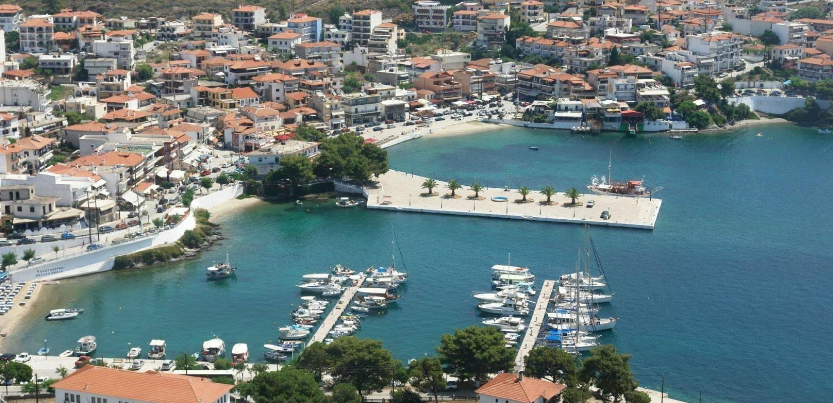 Χαλκιδική: Υπεγράφη η σύμβαση για το λιμάνι του Νέου Μαρμαρά