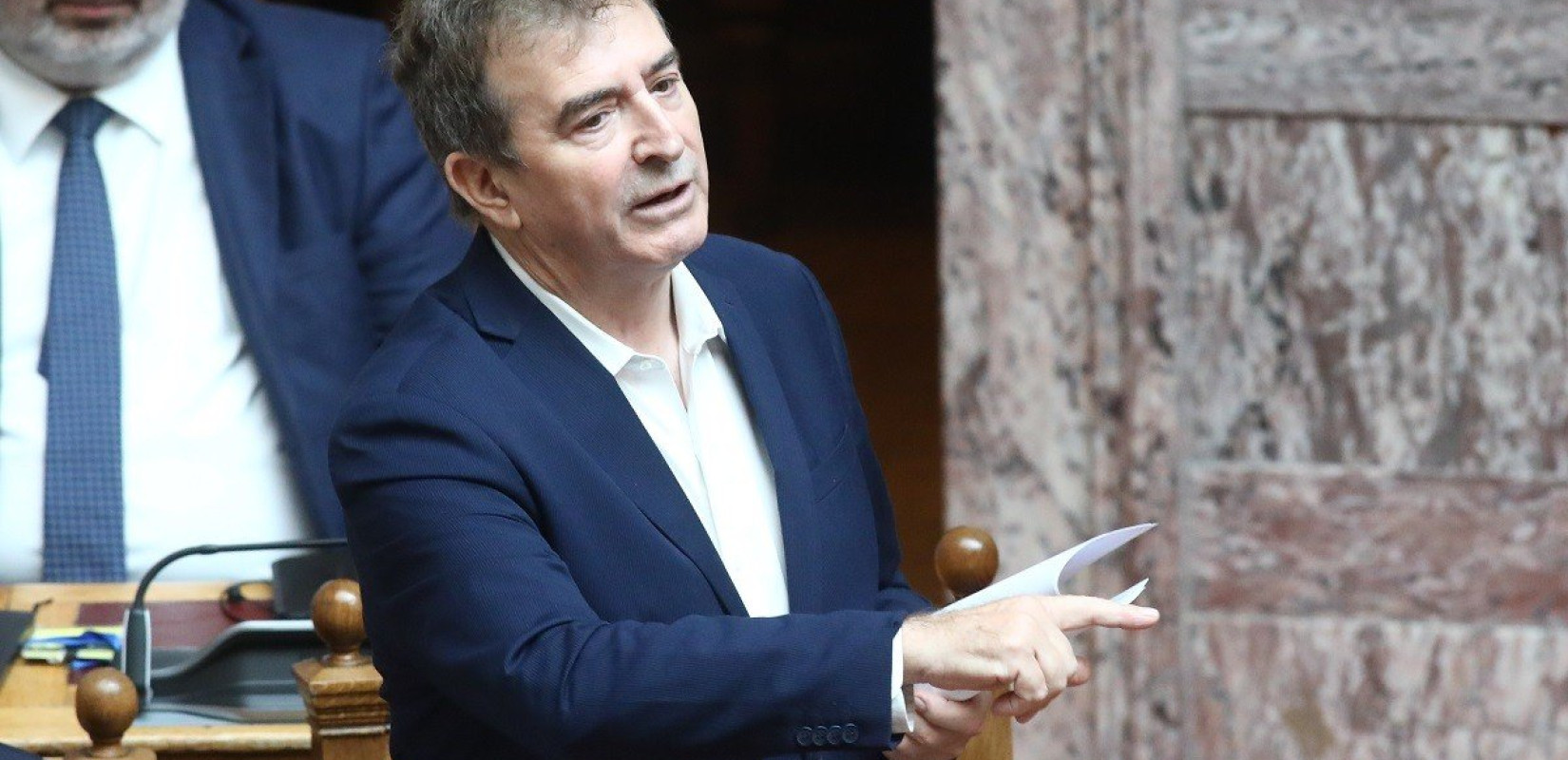 Χρυσοχοΐδης για τη δολοφονία στο Χαλάνδρι: «Είμαι βέβαιος ότι και αυτή η υπόθεση θα εξιχνιαστεί γρήγορα» (βίντεο)