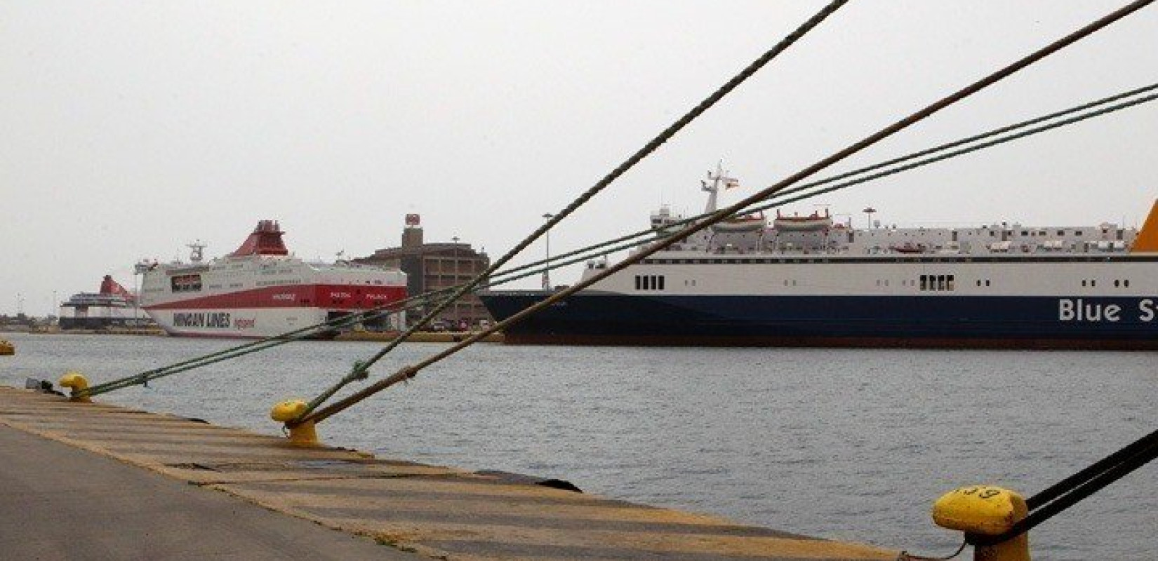 Στα 14 δισ.δολ. το οικονομικό αποτύπωμα της ναυτιλίας στο ΑΕΠ