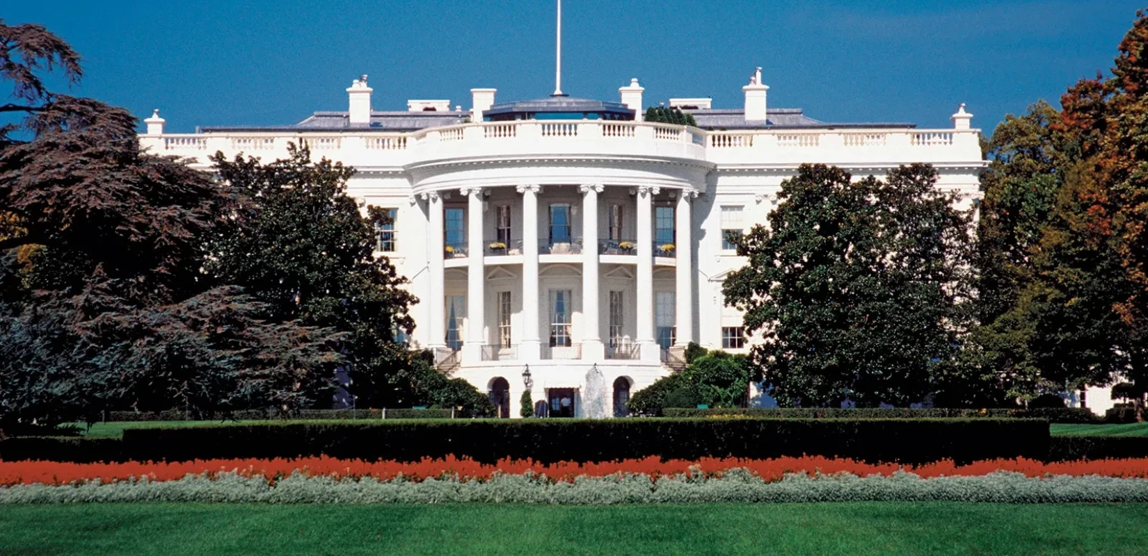 Έλον Μασκ: Αναμένεται να αποκτήσει γραφεία στο συγκρότημα του Λευκού Οίκου