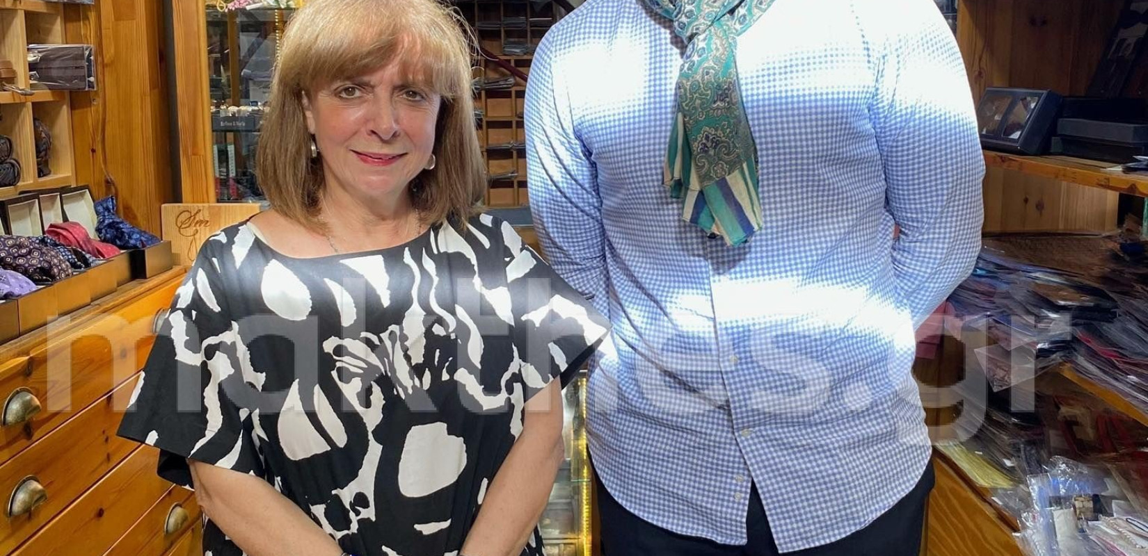 Βόλτα και ψώνια στην αγορά της Θεσσαλονίκης έκανε η Κατερίνα Σακελλαροπούλου