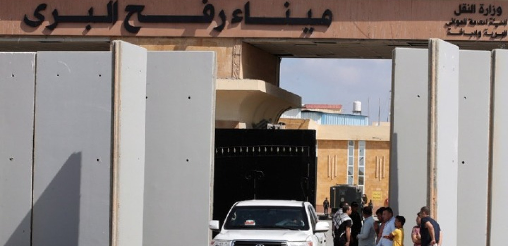 Αίγυπτος: Καλεί το Ισραήλ ν' ανοίξει τα χερσαία σημεία διέλευσης για να περάσει περισσότερη βοήθεια στη Γάζα