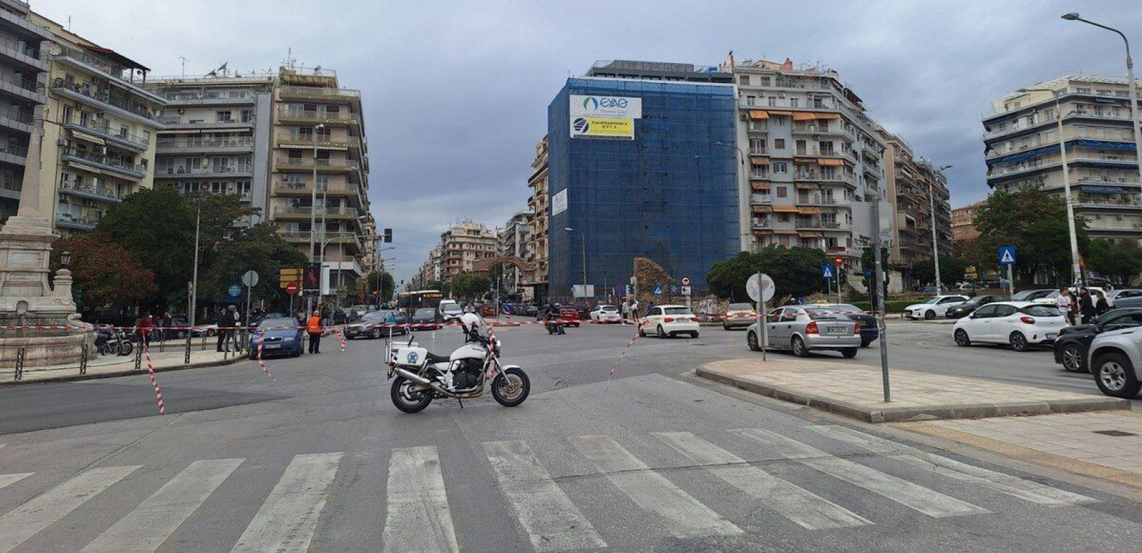 Θεσσαλονίκη: Κυκλοφοριακό κομφούζιο στο κέντρο εξαιτίας των αγώνων ΠΑΟΚ και Άρη - Κλειστή η Εγνατία (φωτ.)