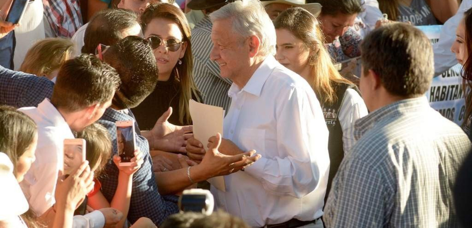 Μεξικό: Αναγέννηση της πατρίδας του "Ελ Τσάπο" υποσχέθηκε ο πρόεδρος της χώρας