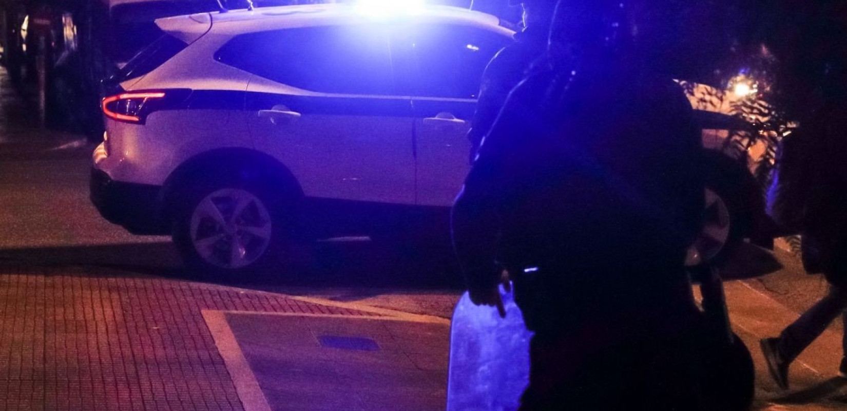 Τραυματισμένος από πυροβόλο όπλο εντοπίστηκε άνδρας στον Βοτανικό